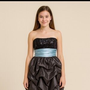 Xtraordinary Sequin Flirty Fun Strapless Bubble Hem Party Dress Juniors Size 5